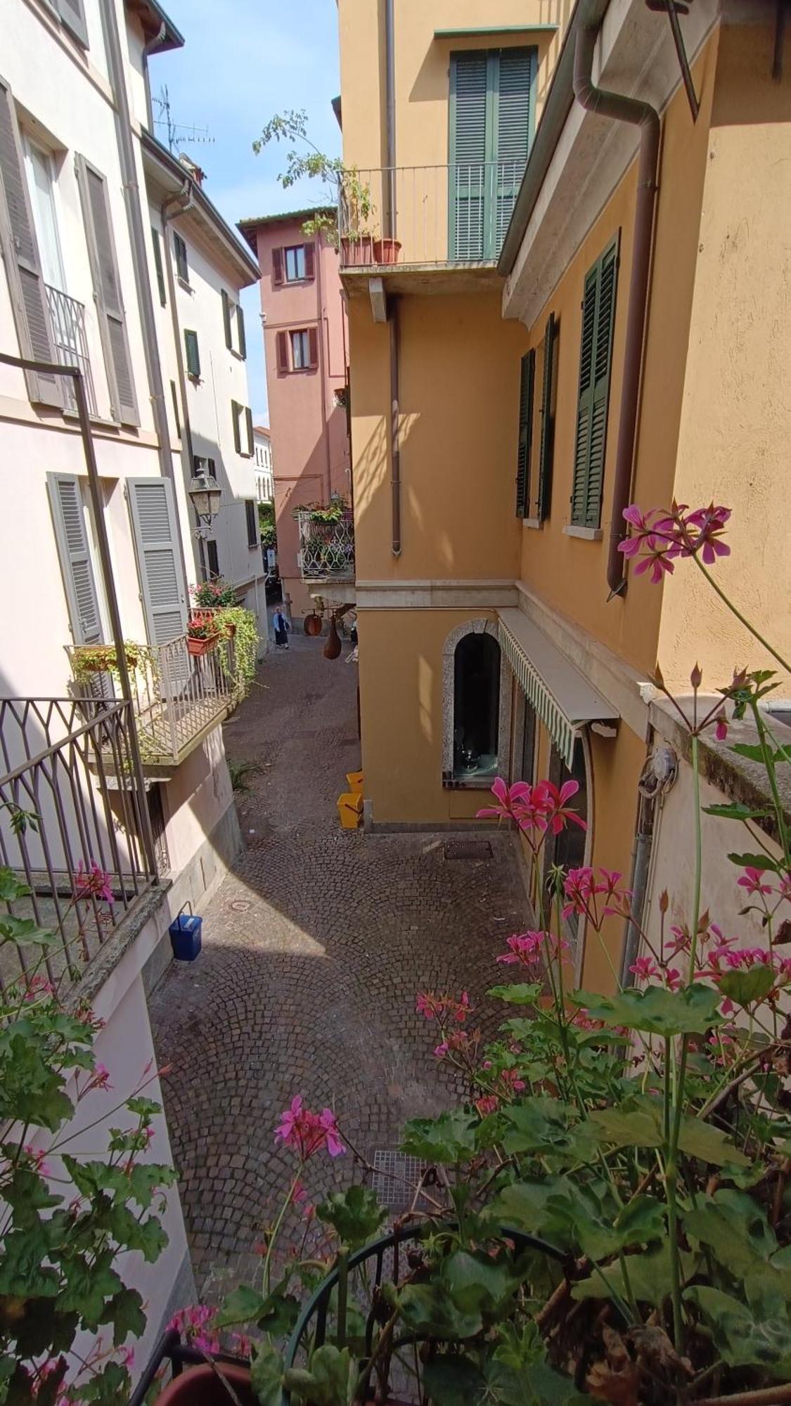 A Pochi Passi Dal Lago Vista Vicolo Lecco Exterior foto